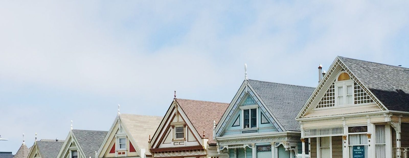 A row of suburban American single family houses.