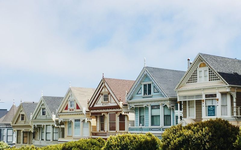 A row of suburban American single family houses.